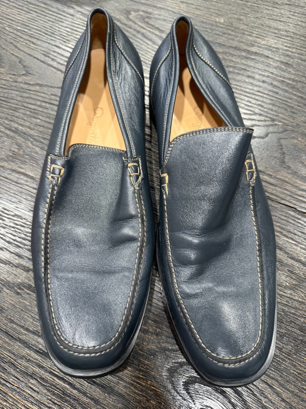 Men’s loafers navy used size 9